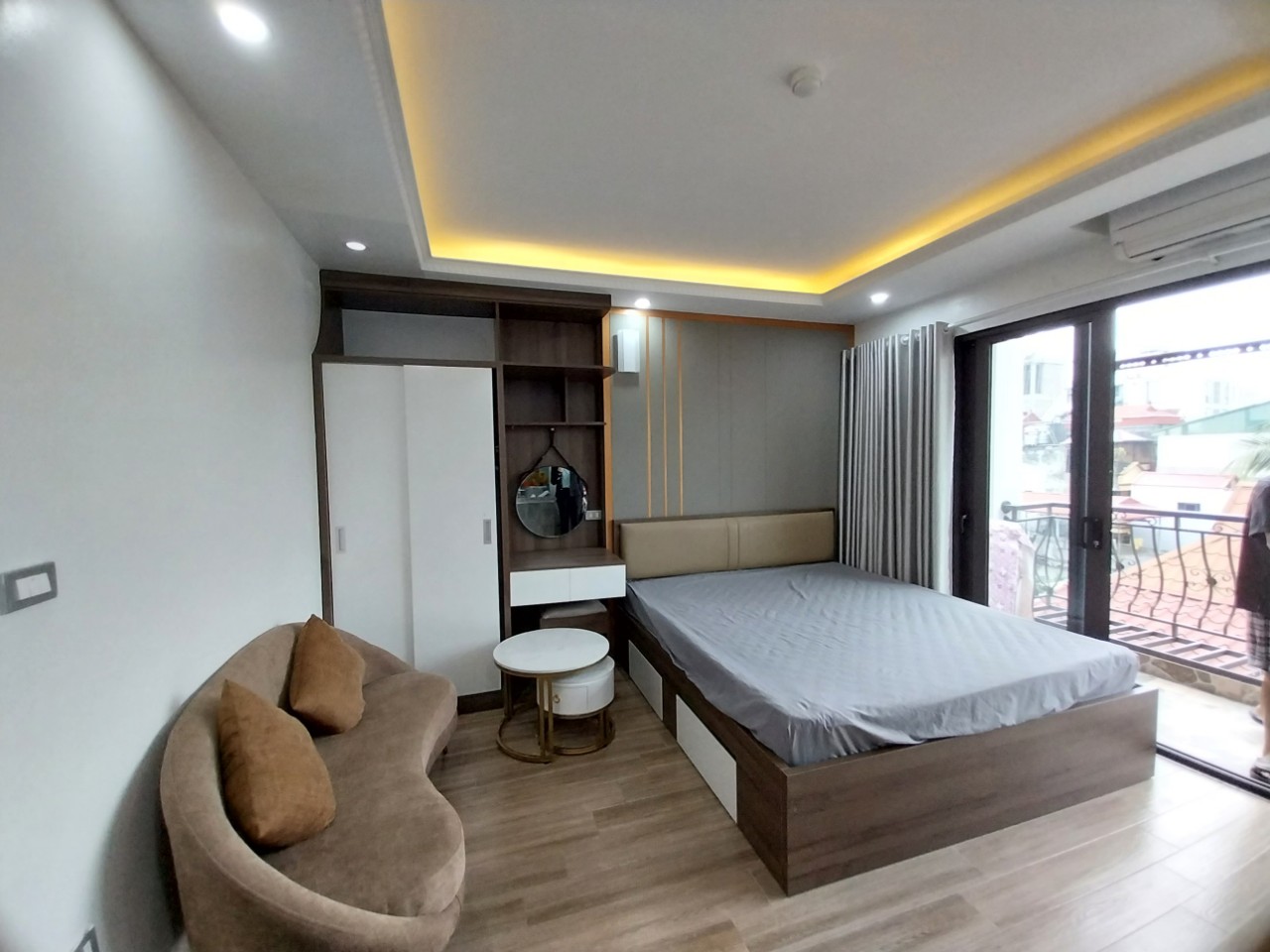 Cho-thue-can-ho-Apartment-Full-do-cuc-xin-tai-Ngo-29-Vong-Thi--Tay-Ho.-Chi-6tr
